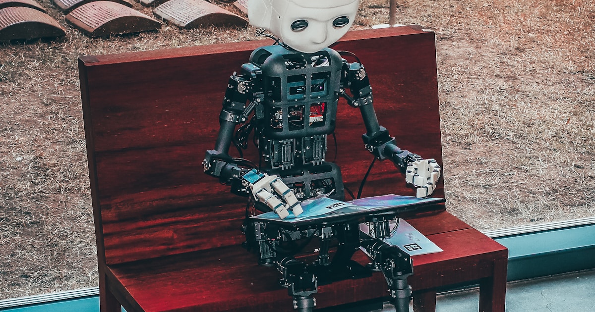 5 Ways AI Can Streamline Operations at a Growing SMB
